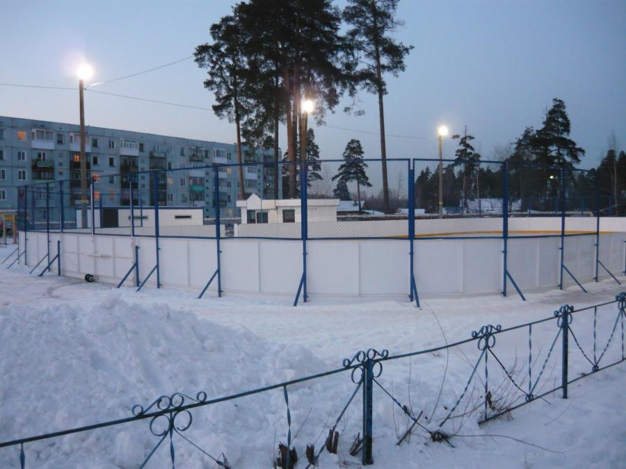 каток в Новосмолинском